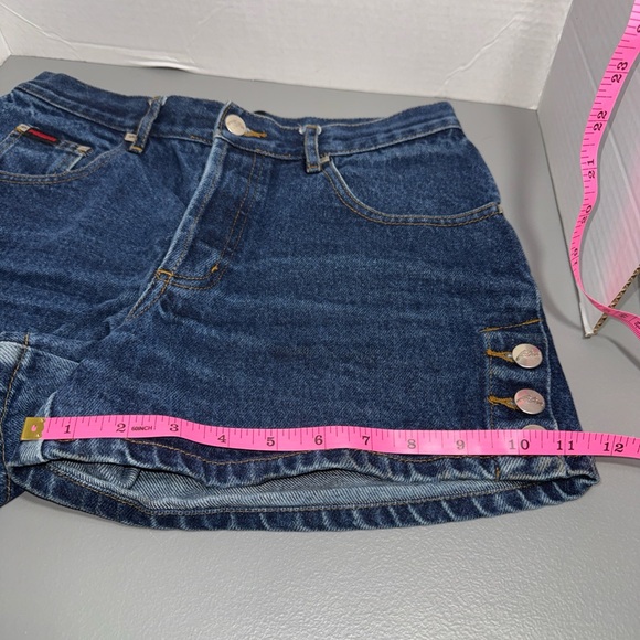 Rare Vintage Y2K FUBU Denim Blue Women's Juniors Button Accented Shorts - Picture 8 of 13